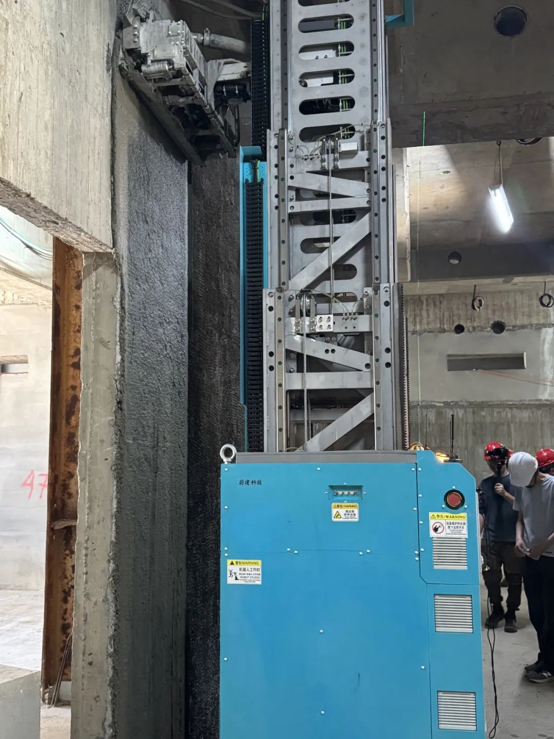 蔚建抹灰机器人惊艳台湾省建筑界，助力智能建造工程升级
