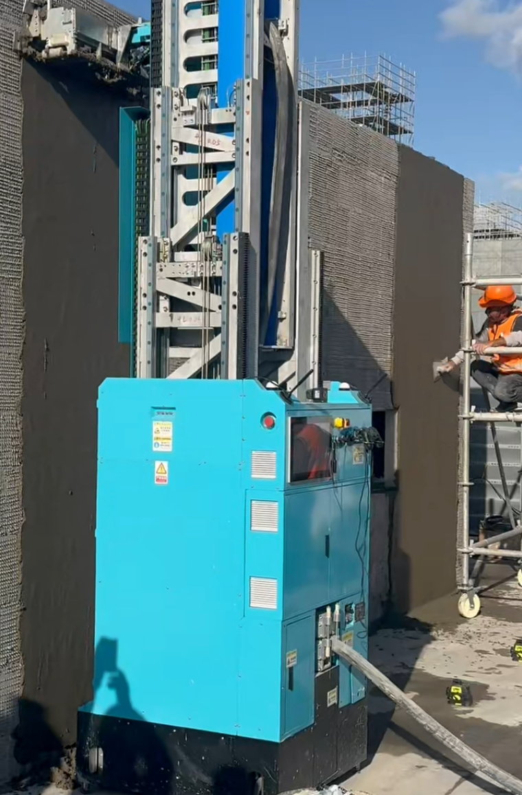 上海建工杯建筑机器人实战应用竞赛 蔚建建筑机器人独揽抹灰、喷涂两个金奖