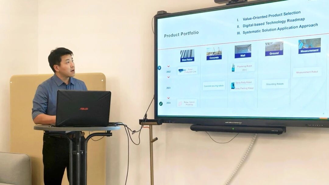 Dr. Mao Jiazheng, CTO of WEIBUILD, delivered a keynote address outlining the company’s breakthroughs in robotic technologies and real-world project implementations. WEIBUILD Participates in the Second European Construction Robotics Solutions (CoRoSL2025)