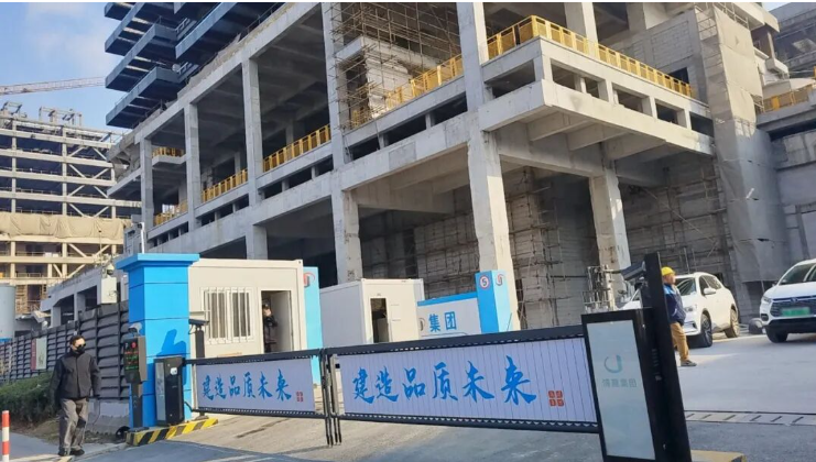 【 Project Case 】 Weijian High Wall Plastering Robot - Application in Pudong Development Shangcheng Science and Technology Innovation Intelligent Valley Project(图2) 【 Project Case 】 Weijian High Wall Plastering Robot - Application in Pudong Development Shangcheng Science and Technology Innovation Intelligent Valley Project(图2)