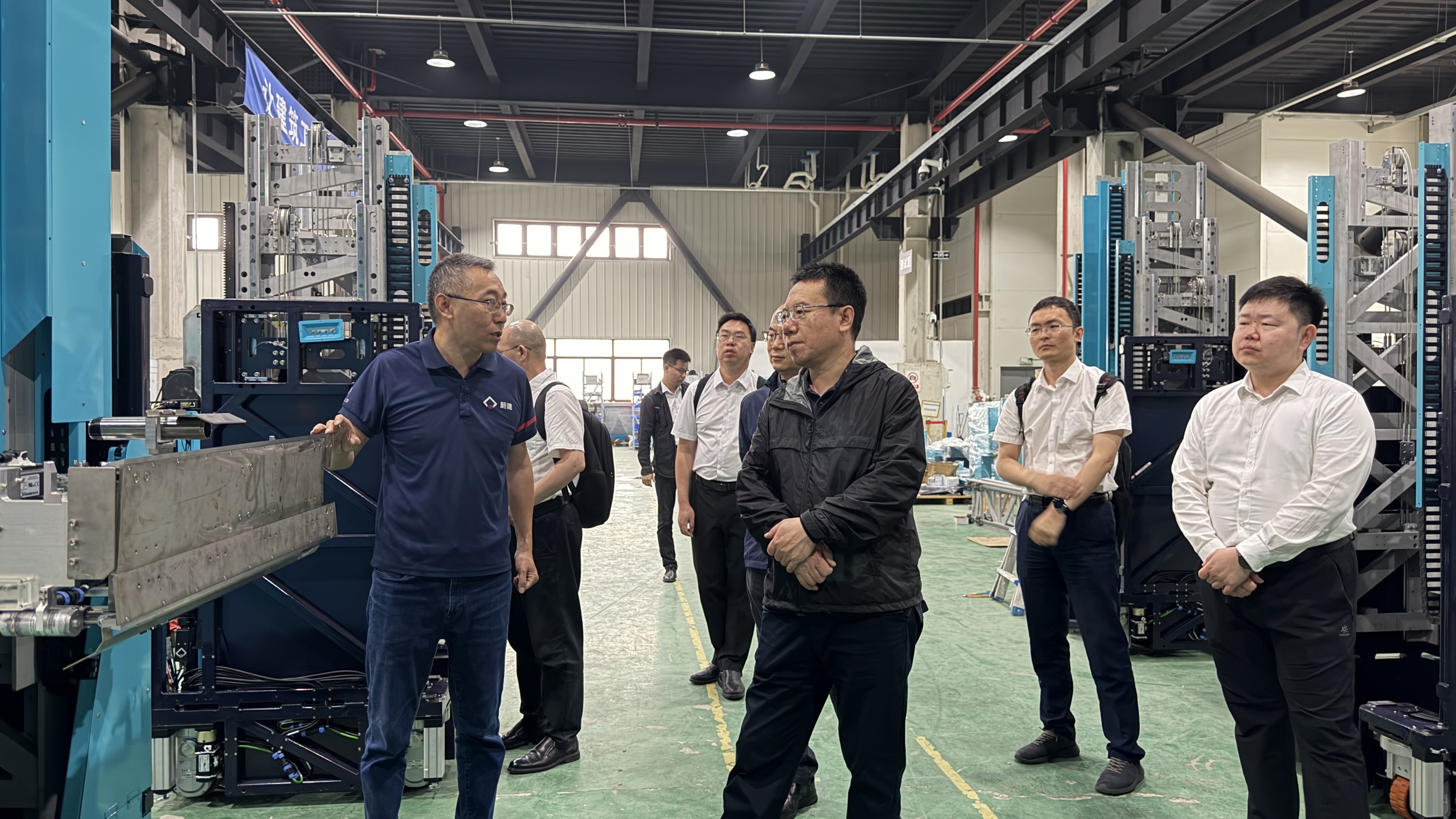 深化合作,中建二局总工翟雷带队考察蔚建科技(图4) 深化合作,中建二局总工翟雷带队考察蔚建科技(图4)