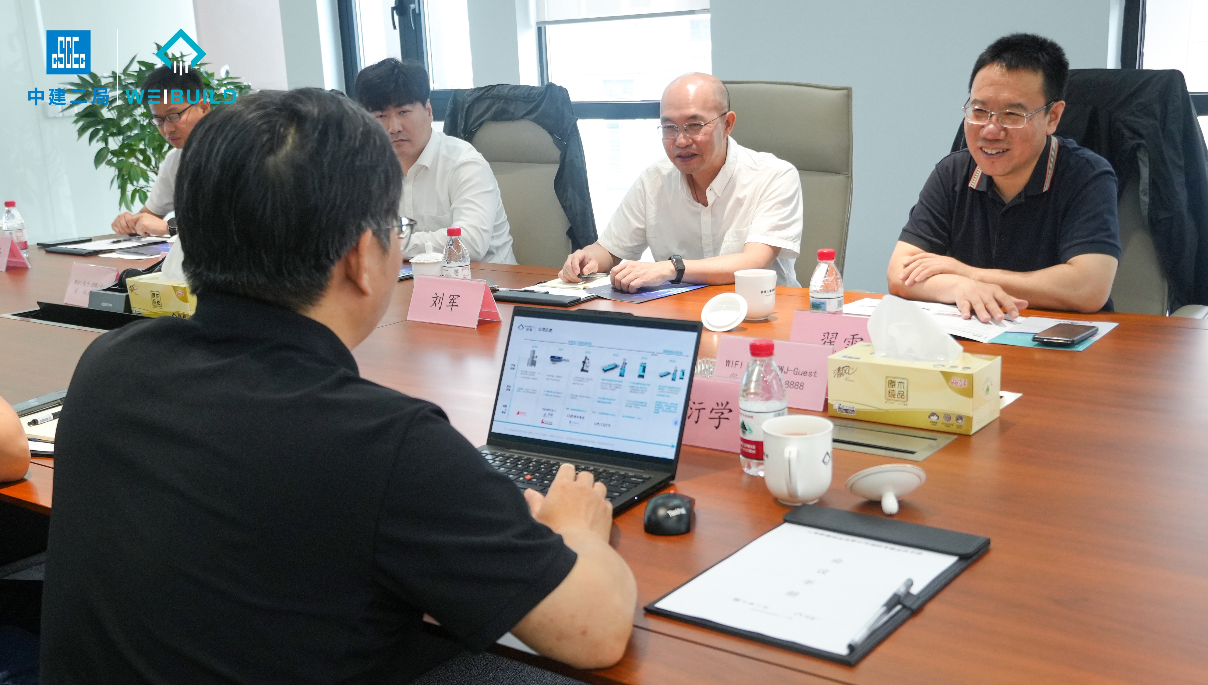 深化合作,中建二局总工翟雷带队考察蔚建科技(图2) 深化合作,中建二局总工翟雷带队考察蔚建科技(图2)