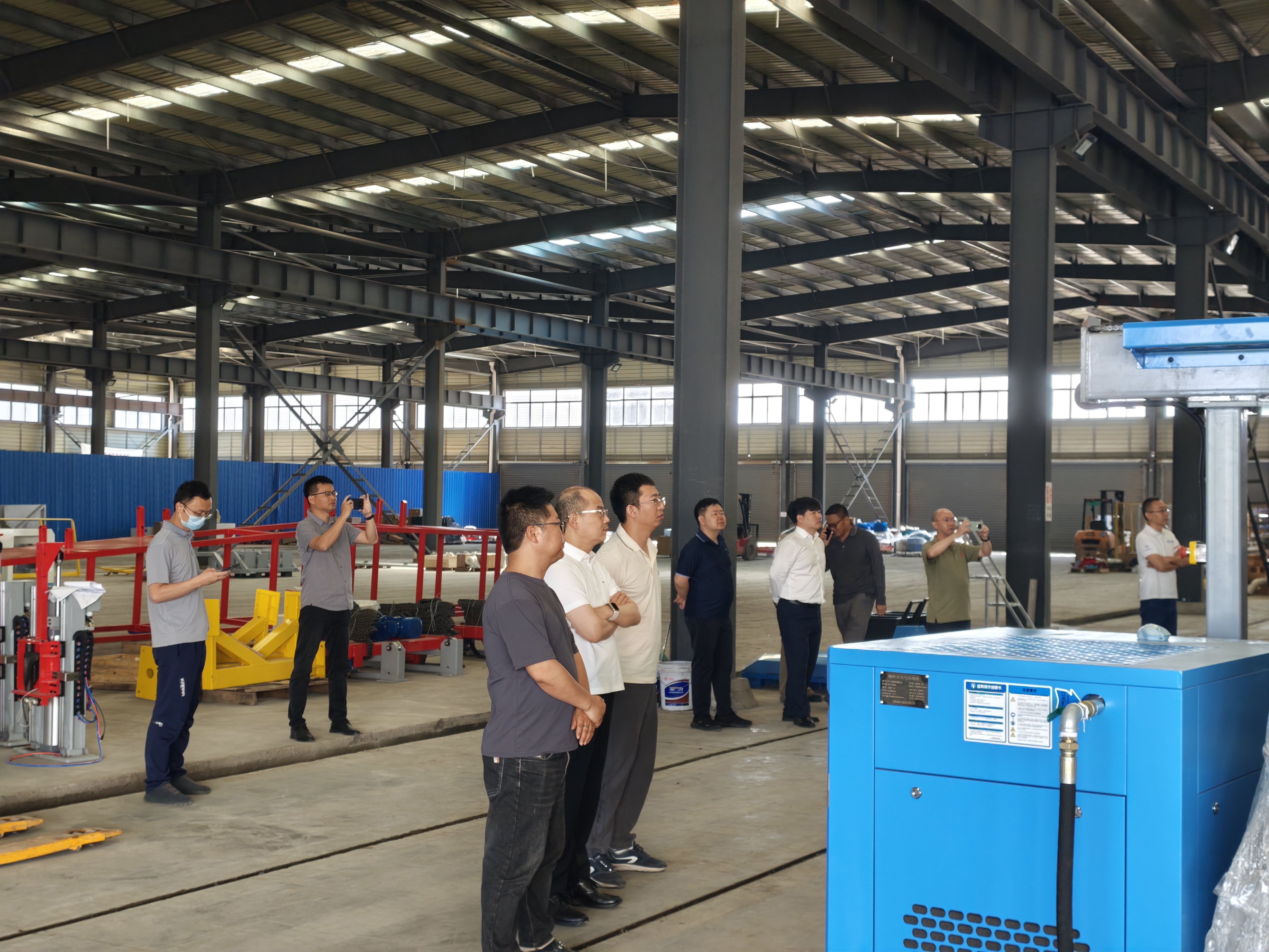 Deepening cooperation, Zhai Lei, Chief Engineer of China Construction Second Engineering Bureau, led a team to inspect Weijian Technology(图4) Deepening cooperation, Zhai Lei, Chief Engineer of China Construction Second Engineering Bureau, led a team to inspect Weijian Technology(图4)