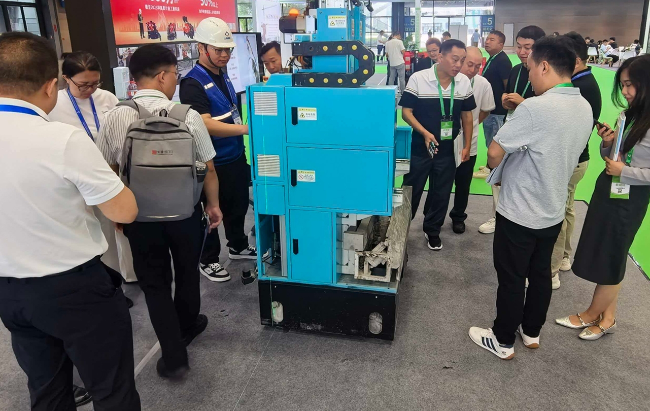 Weijian Technology makes its debut at the 2026 Changsha Construction Expo, with robot technology solving the problem of "dirty, messy, and heavy" construction!(图3) Weijian Technology makes its debut at the 2026 Changsha Construction Expo, with robot technology solving the problem of "dirty, messy, and heavy" construction!(图3)