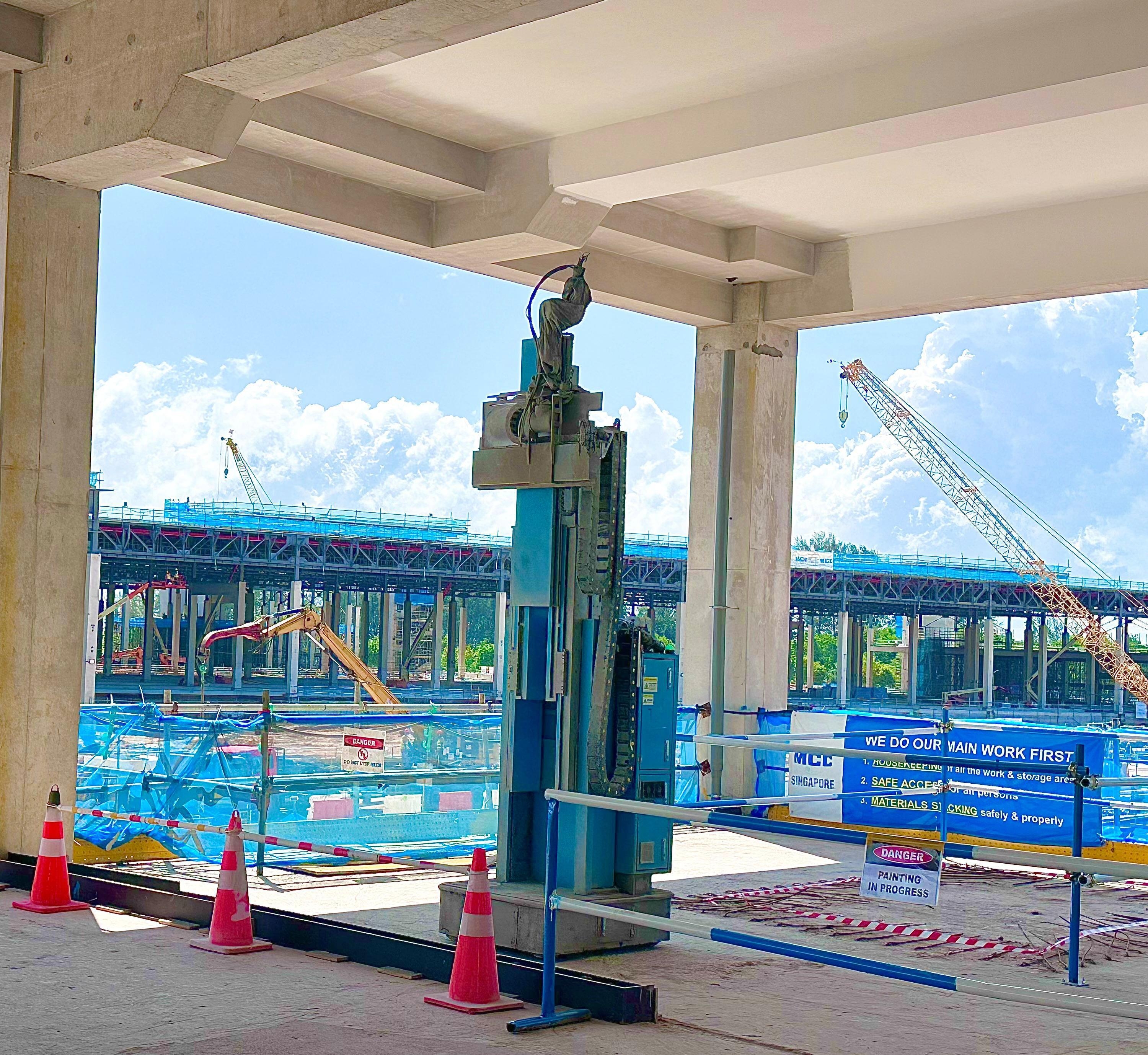 The Singapore subway project has fully introduced robots, and the Weijian spraying robot has been successfully applied on the cross island line!(图3)